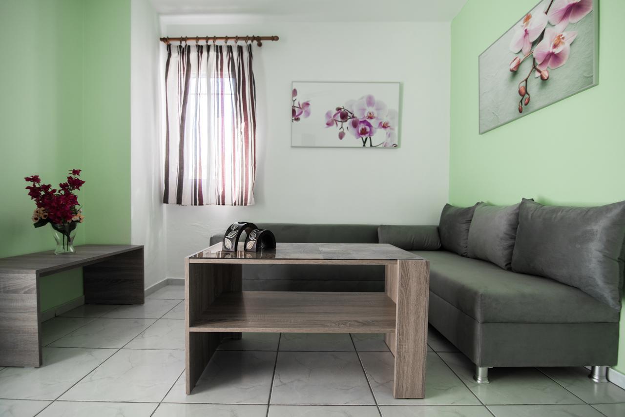 Dias Apartments Mola Kalyva Dış mekan fotoğraf