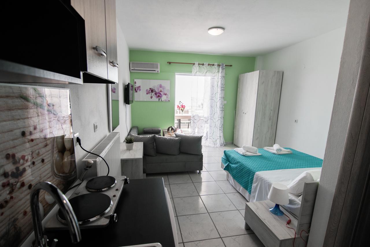 Dias Apartments Mola Kalyva Dış mekan fotoğraf